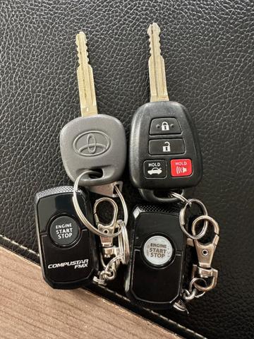 Photo of 2015 GREY Toyota Camry