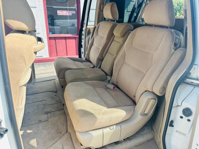 Photo of 2006 WHITE Honda Odyssey
