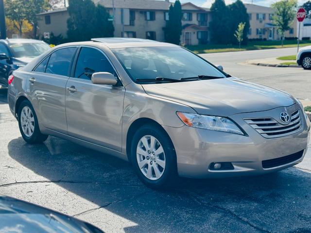 Photo of 2009 GOLD Toyota Camry