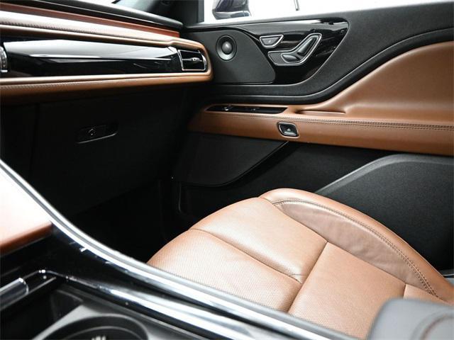 Photo of 2023 Blue Metallic Lincoln Aviator