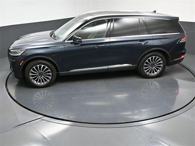 Photo of 2023 Blue Metallic Lincoln Aviator