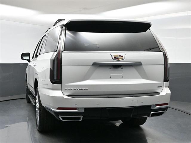 Photo of 2025 Crystal White Tricoat Cadillac Escalade