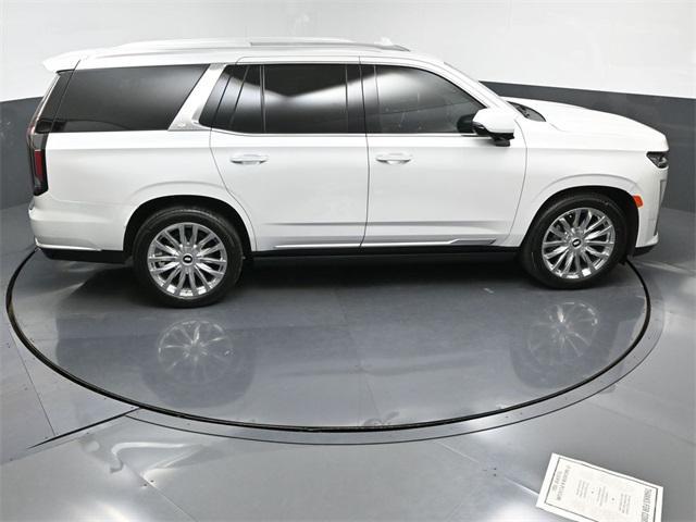 Photo of 2023 Crystal White Tricoat Cadillac Escalade