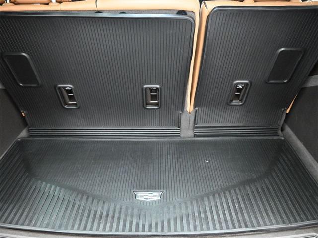 Photo of 2023 Crystal White Tricoat Cadillac Escalade