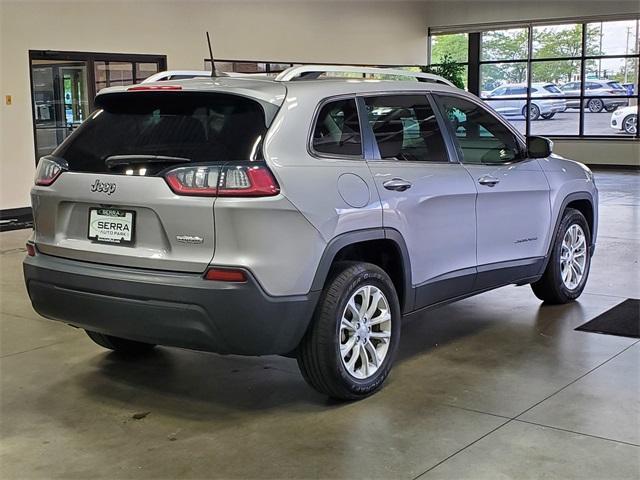 Photo of 2019 Billet Silver Metallic Clearcoat Jeep Cherokee