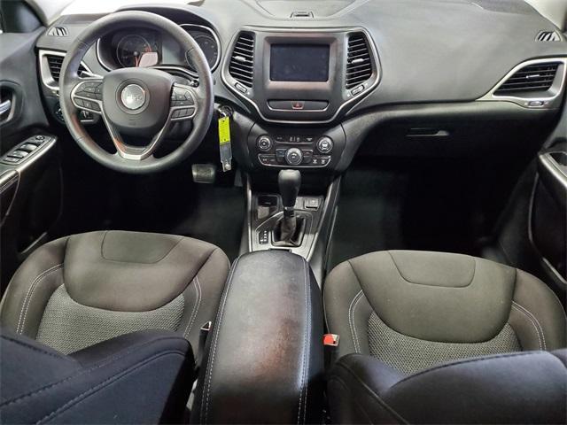 Photo of 2019 Billet Silver Metallic Clearcoat Jeep Cherokee