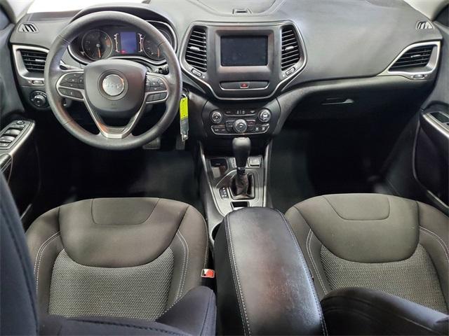 Photo of 2019 Billet Silver Metallic Clearcoat Jeep Cherokee