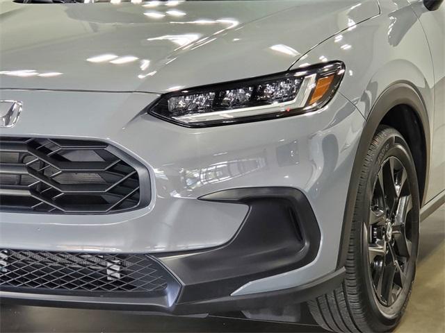 Photo of 2025 Urban Gray Pearl Honda HR-V