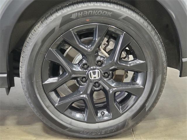 Photo of 2025 Urban Gray Pearl Honda HR-V