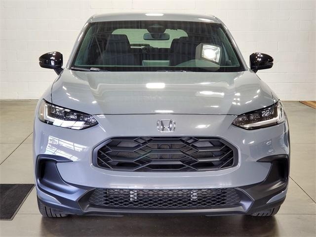 Photo of 2025 Urban Gray Pearl Honda HR-V