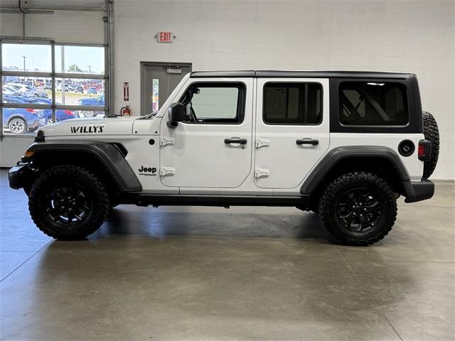 Photo of 2022 Bright White Clearcoat Jeep Wrangler Unlimited