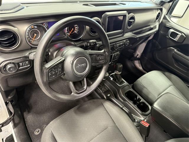 Photo of 2022 Bright White Clearcoat Jeep Wrangler Unlimited