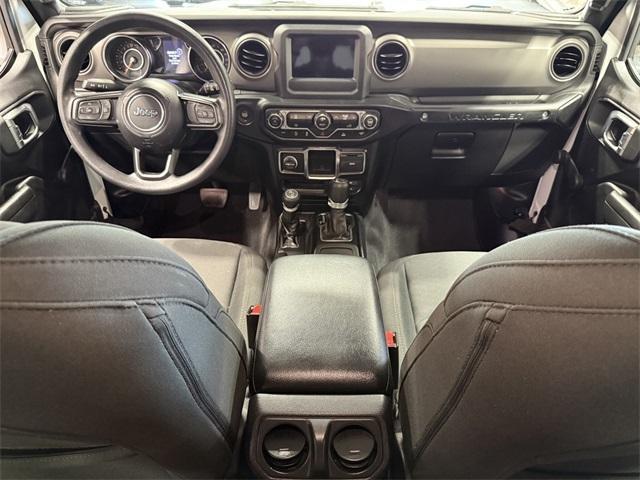 Photo of 2022 Bright White Clearcoat Jeep Wrangler Unlimited