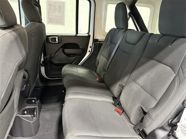 Photo of 2022 Bright White Clearcoat Jeep Wrangler Unlimited