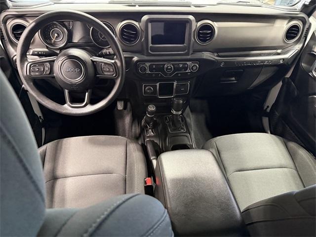 Photo of 2022 Bright White Clearcoat Jeep Wrangler Unlimited