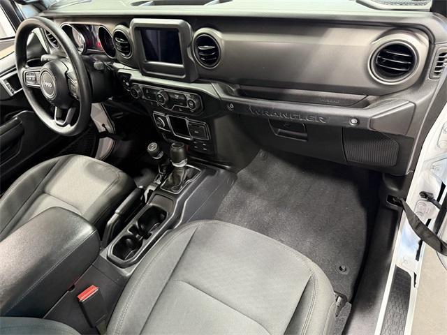 Photo of 2022 Bright White Clearcoat Jeep Wrangler Unlimited