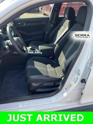 Photo of 2023 Platinum White Pearl Honda Civic