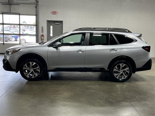 Photo of 2022 Ice Silver Metallic Subaru Outback