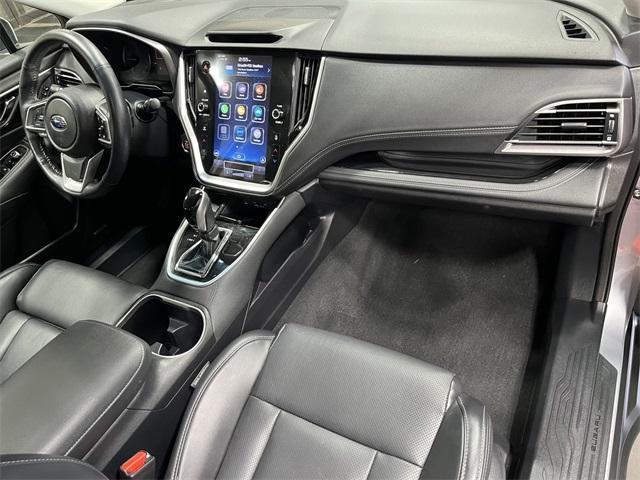 Photo of 2022 Ice Silver Metallic Subaru Outback
