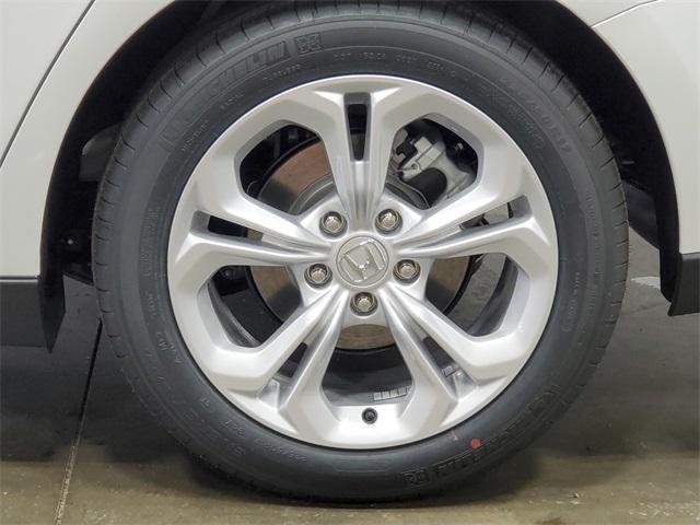 Photo of 2025 Platinum White Pearl Honda Accord