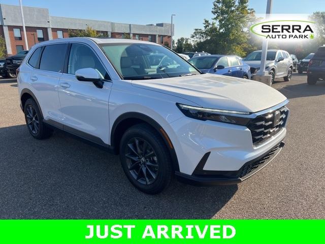 Photo of 2026 Platinum White Pearl Honda CR-V