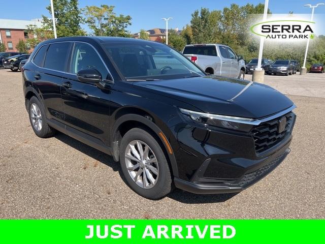 Photo of 2023 Silver Honda CR-V