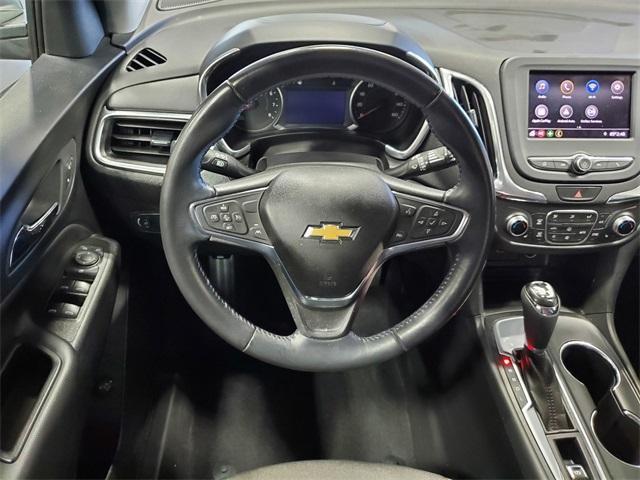 Photo of 2020 Midnight Blue Metallic Chevrolet Equinox