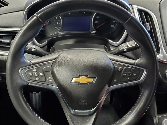 Photo of 2020 Midnight Blue Metallic Chevrolet Equinox