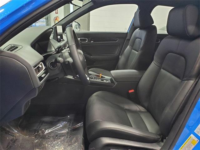 Photo of 2026 Platinum White Pearl Honda Civic