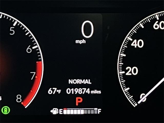 Photo of 2024 Platinum White Pearl Honda Pilot