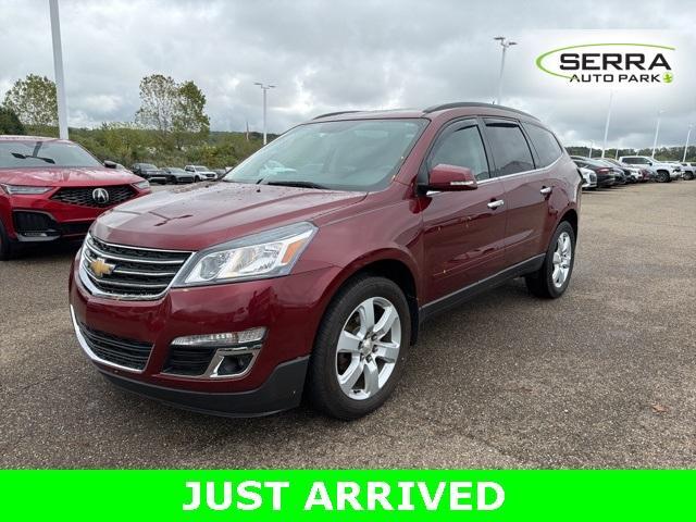Photo of 2016 Siren Red Tintcoat Chevrolet Traverse