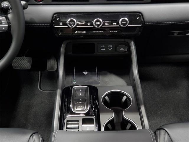 Photo of 2025 Sonic Gray Pearl Honda Pilot