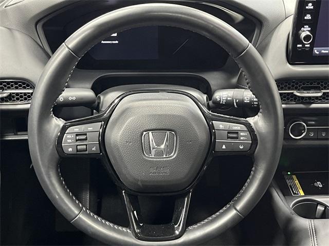 Photo of 2025 Platinum White Pearl Honda HR-V