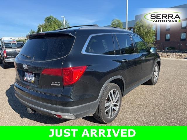 Photo of 2018 Crystal Black Pearl Honda Pilot