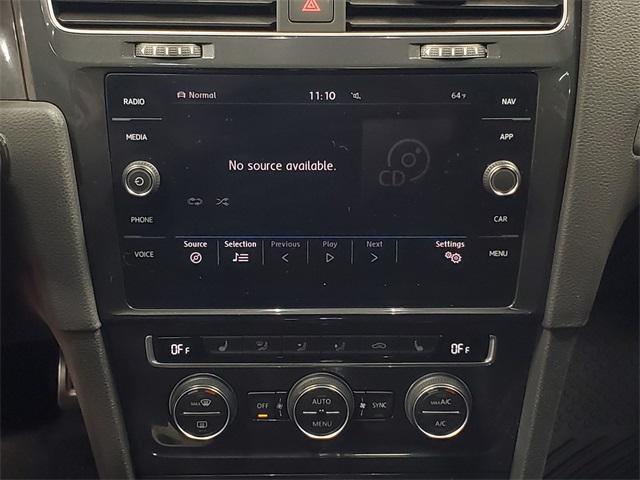 Photo of 2019 Tornado Red Volkswagen Golf Alltrack