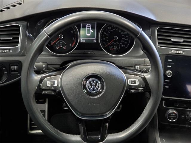 Photo of 2019 Tornado Red Volkswagen Golf Alltrack