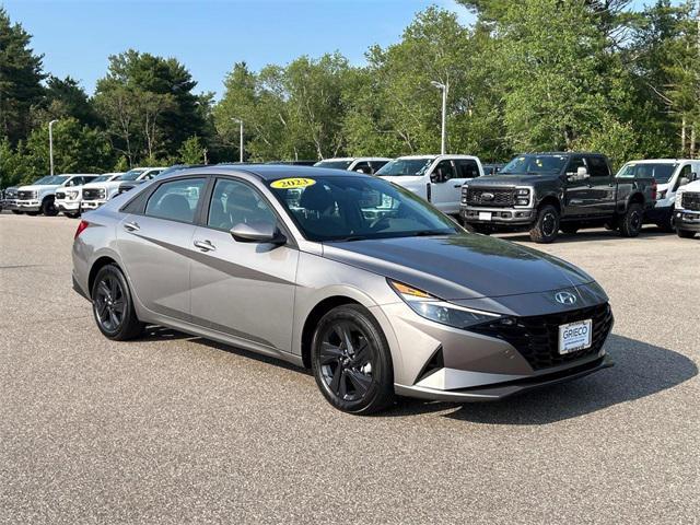 2023 Hyundai Elantra Hev