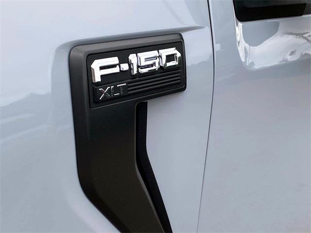 Photo of 2022 Space White Metallic Ford F-150