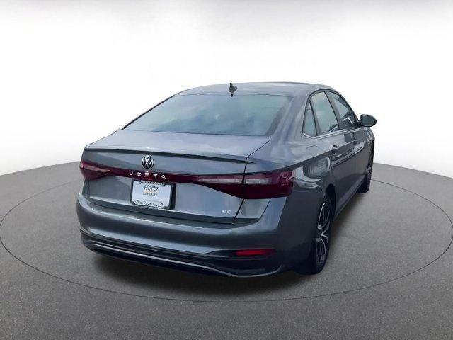 Photo of 2025 Platinum Gray Metallic Volkswagen Jetta