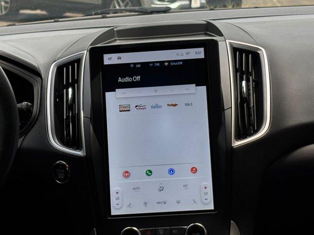 Photo of 2024 Carbonized Gray Metallic Ford Edge