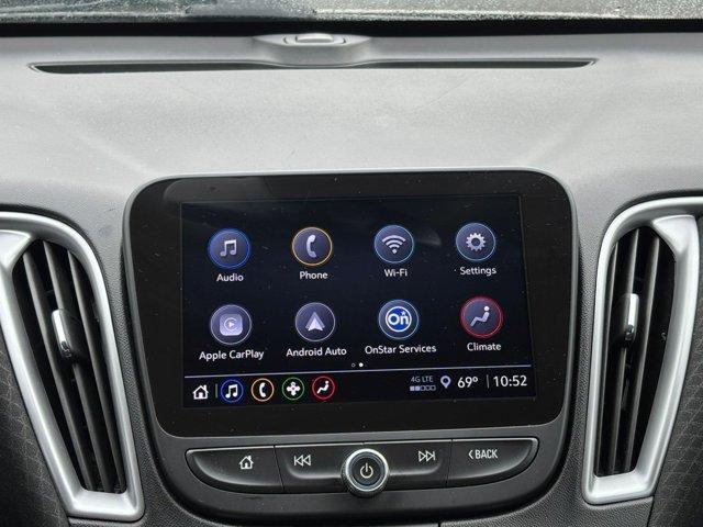 Photo of 2024 Mineral Gray Metallic Chevrolet Malibu