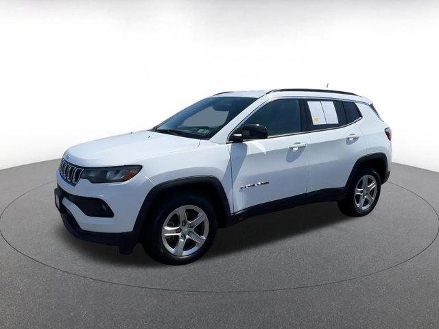 Photo of 2023 Bright White Clearcoat Jeep Compass