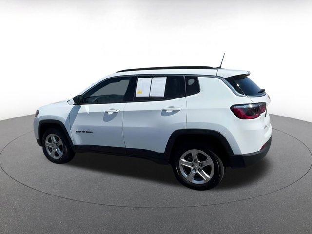 Photo of 2023 Bright White Clearcoat Jeep Compass