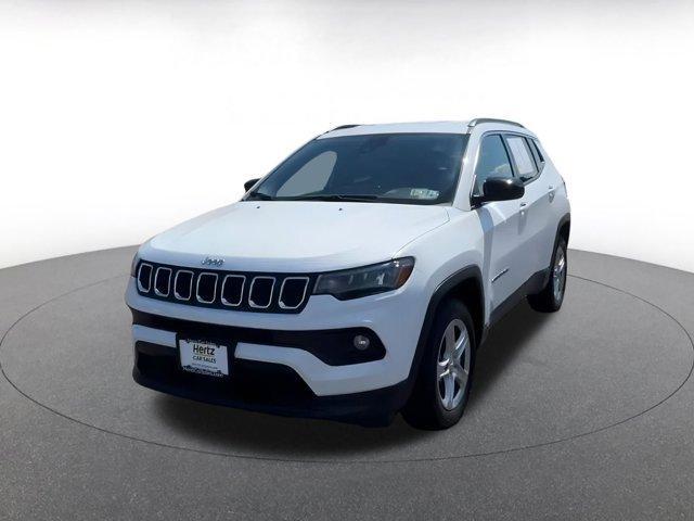 Photo of 2023 Bright White Clearcoat Jeep Compass