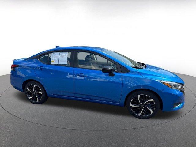 Photo of 2024 Electric Blue Metallic Nissan Versa