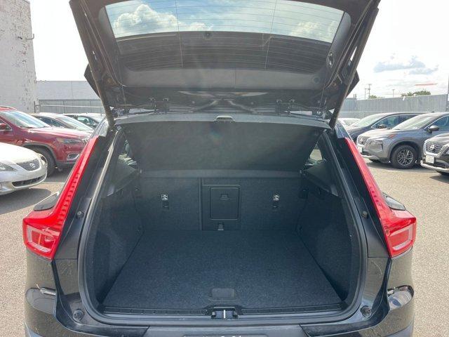 Photo of 2024 Black Volvo XC40