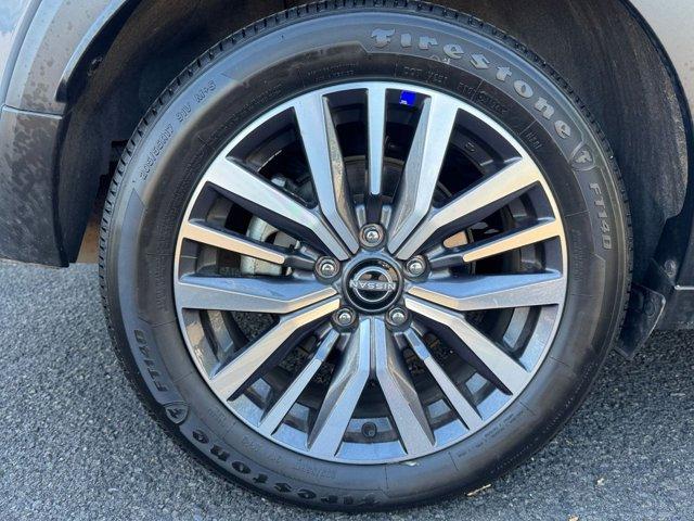 Photo of 2024 Boulder Gray Pearl Nissan Kicks