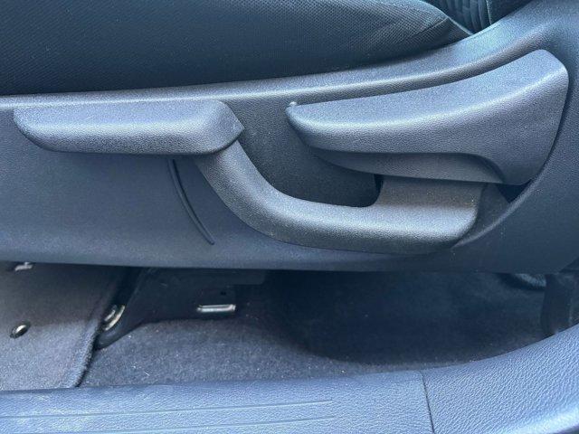Photo of 2024 Boulder Gray Pearl Nissan Kicks