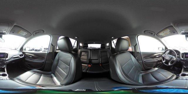Photo of 2023 Summit White GMC Terrain