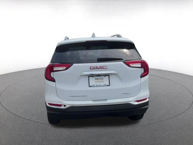 Photo of 2023 Summit White GMC Terrain